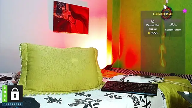 Snapshot of Diilanhott chatting on January 30, 1:44 am Diilanhott online show from January 30, 1:44 am