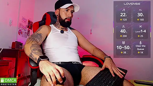 Snapshot of Diilanhott chatting on April 25, 11:02 pm Diilanhott online show from April 25, 11:02 pm
