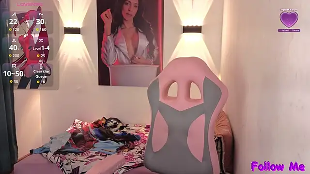 vittorialombardi   online show from November 9, 7:17 am