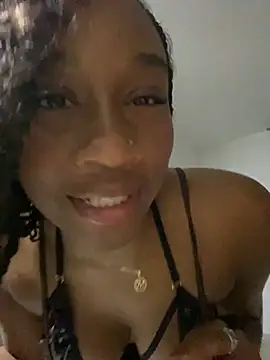 Snapshot of EscorpiLeoncita chatting on March 29, 4:56 am EscorpiLeoncita online show from March 29, 4:56 am