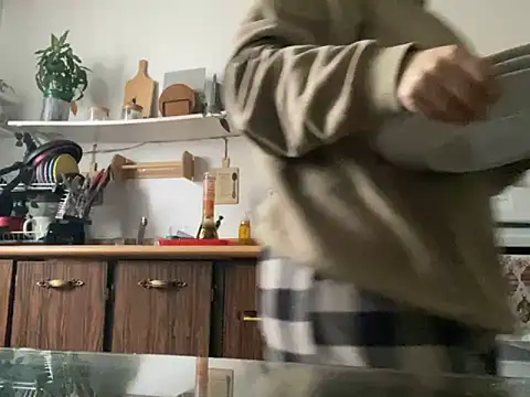 Snapshot of Kittyymaze1 chatting on December 29, 1:38 pm Kittyymaze1 online show from December 29, 1:38 pm