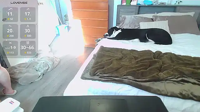 Snapshot of Kittyymaze1 chatting on January 14, 4:50 pm Kittyymaze1 online show from January 14, 4:50 pm