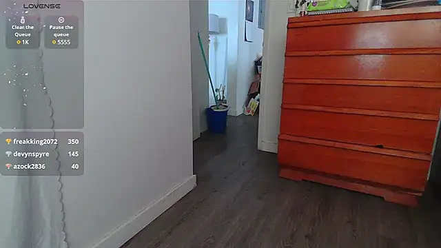 Snapshot of Kittyymaze1 chatting on January 16, 5:33 pm Kittyymaze1 online show from January 16, 5:33 pm