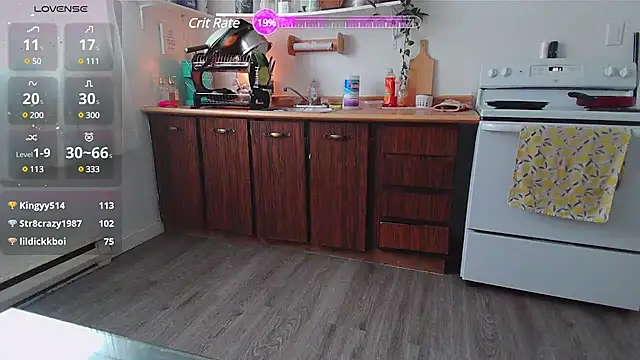 Snapshot of Kittyymaze1 chatting on February 21, 1:33 pm Kittyymaze1 online show from February 21, 1:33 pm