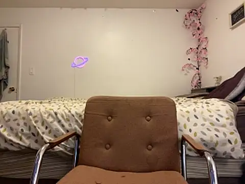 Kittyymaze1 online show from May 30, 1:57 am