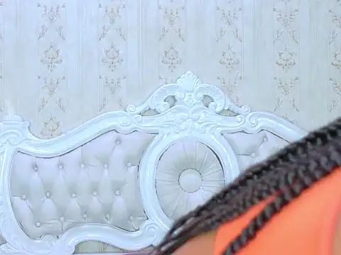 TiaraRosse online show from September 14, 12:15 pm