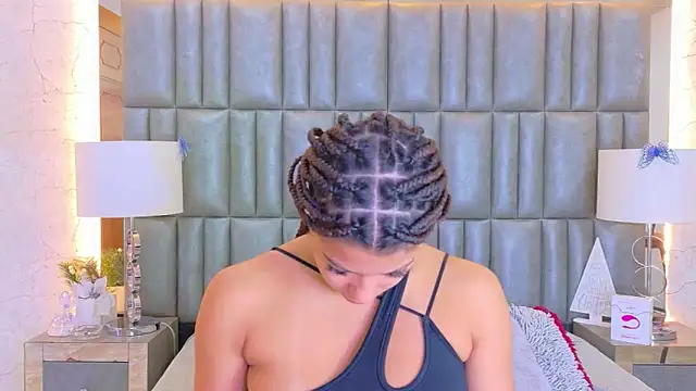 TiaraRosse online show from February 12, 4:07 am