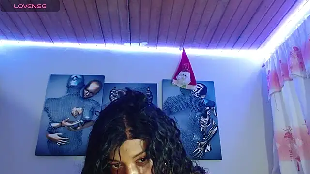 Snapshot of Maidi_ chatting on January 3, 1:03 pm Maidi online show from January 3, 1:03 pm