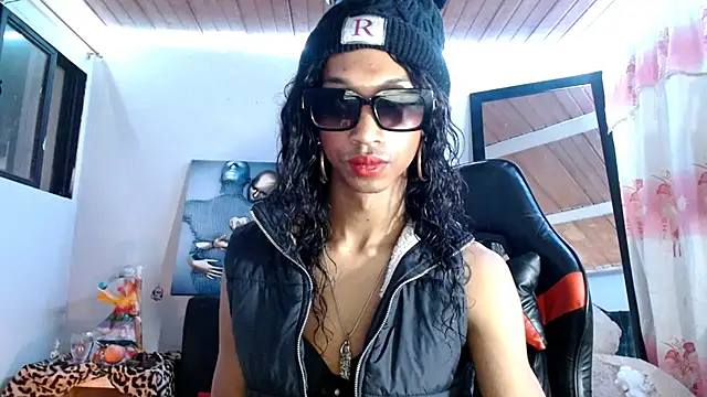 Snapshot of Maidi_ chatting on September 16, 12:39 pm Maidi online show from September 16, 12:39 pm