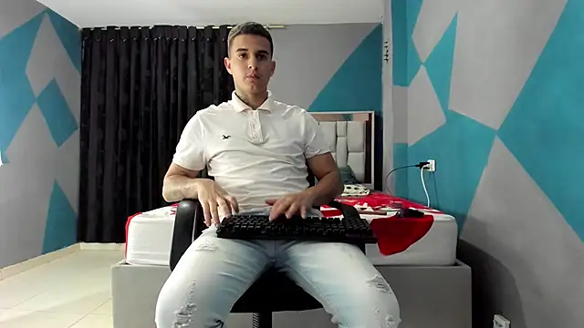 simookeler online show from December 30, 11:37 am