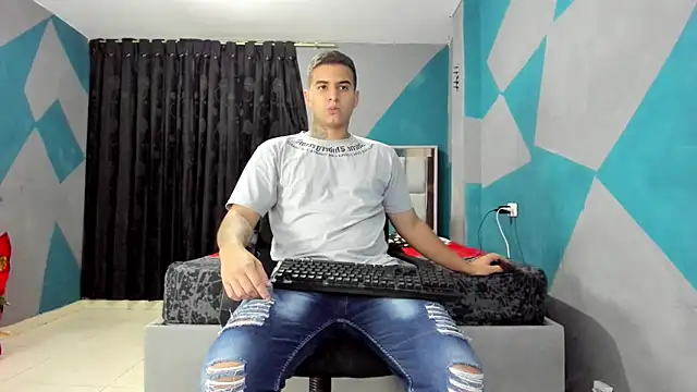 simookeler online show from March 14, 11:43 pm