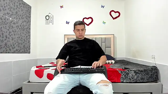 simookeler online show from October 7, 11:18 am