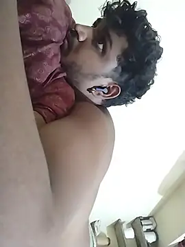 Snapshot of heartless__95 chatting on July 14, 4:23 pm heartless 95 online show from July 14, 4:23 pm