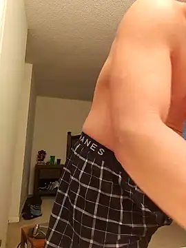 Snapshot of Bigtater1999 chatting on September 20, 9:38 pm Bigtater1999 online show from September 20, 9:38 pm