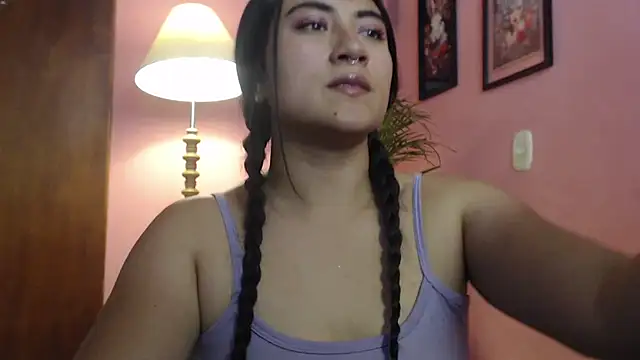 bunnyemilyrose36 online show from April 20, 2:53 pm