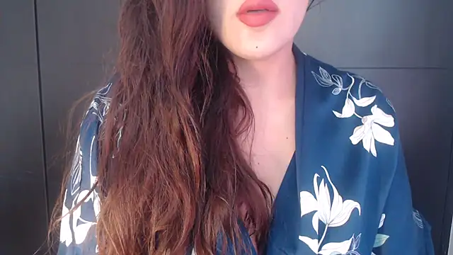 AdharaLujan online show from April 7, 2:17 pm