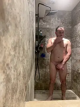 unconnudu21000 online show from December 31, 6:59 am