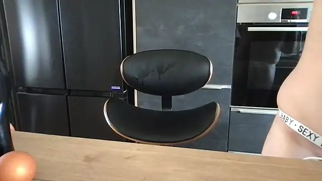 unconnudu21000 online show from November 4, 11:53 am