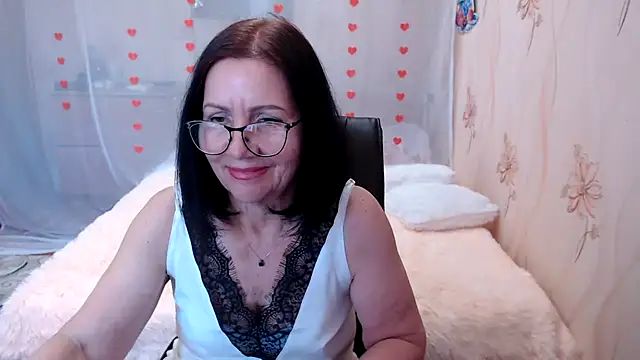 Snapshot of OlgaHottie chatting on March 3, 2:15 am OlgaHottie online show from March 3, 2:15 am