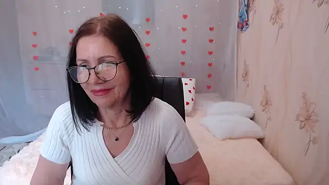 Snapshot of OlgaHottie chatting on March 5, 2:46 am OlgaHottie online show from March 5, 2:46 am