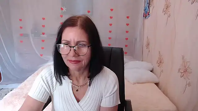 Snapshot of OlgaHottie chatting on March 5, 5:50 am OlgaHottie online show from March 5, 5:50 am