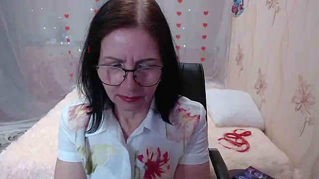 Snapshot of OlgaHottie chatting on March 20, 8:53 am OlgaHottie online show from March 20, 8:53 am