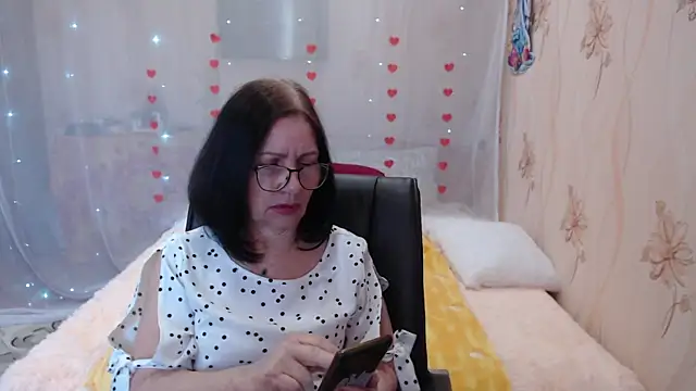 Snapshot of OlgaHottie chatting on March 21, 11:12 pm OlgaHottie online show from March 21, 11:12 pm