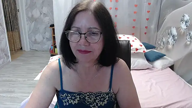 OlgaHottie online show from May 15, 11:12 pm