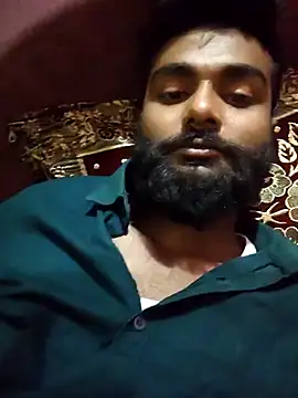 Snapshot of scoozeme chatting on February 9, 5:22 pm scoozeme online show from February 9, 5:22 pm