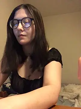 Snapshot of Prudie_Gabriella chatting on January 4, 1:53 pm Prudie Gabriella online show from January 4, 1:53 pm