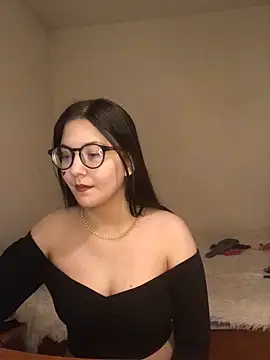 Snapshot of Prudie_Gabriella chatting on February 14, 6:40 pm Prudie Gabriella online show from February 14, 6:40 pm