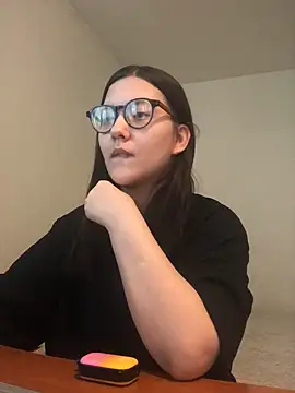 Snapshot of Prudie_Gabriella chatting on February 25, 11:19 am Prudie Gabriella online show from February 25, 11:19 am