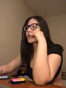 Snapshot of Prudie_Gabriella chatting on February 26, 7:53 am Prudie Gabriella online show from February 26, 7:53 am