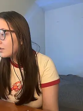 Snapshot of Prudie_Gabriella chatting on September 22, 9:44 am Prudie Gabriella online show from September 22, 9:44 am