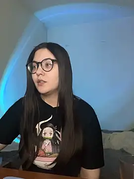 Snapshot of Prudie_Gabriella chatting on November 4, 7:51 am Prudie Gabriella online show from November 4, 7:51 am