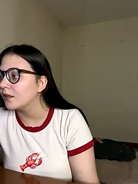 Snapshot of Prudie_Gabriella chatting on November 18, 9:30 pm Prudie Gabriella online show from November 18, 9:30 pm