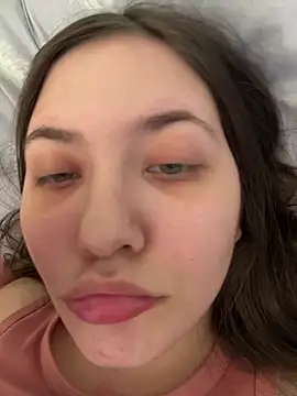 Snapshot of Prudie_Gabriella chatting on February 22, 8:46 am Prudie Gabriella online show from February 22, 8:46 am