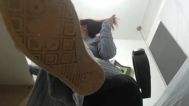 alma fenix online show from March 12, 12:15 pm