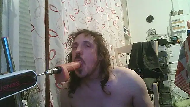 cyril020202 online show from January 13, 11:10 pm