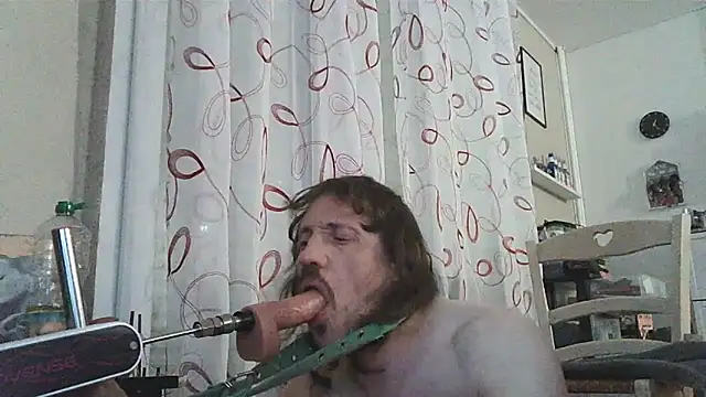 Snapshot of cyril020202 chatting on May 19, 6:20 am cyril020202 online show from May 19, 6:20 am