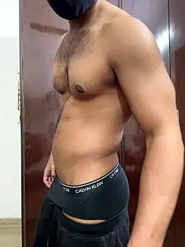 John desihunk online show from December 8, 11:03 am