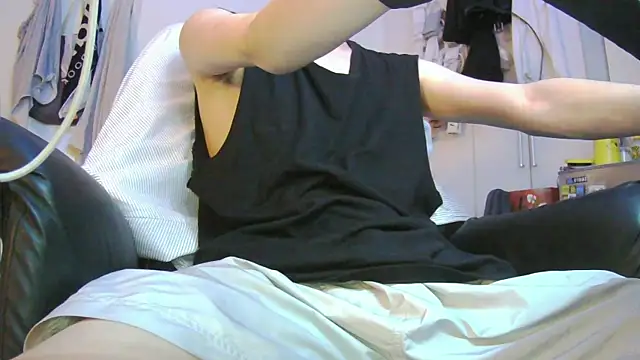 Ray175oo online show from April 19, 6:32 pm