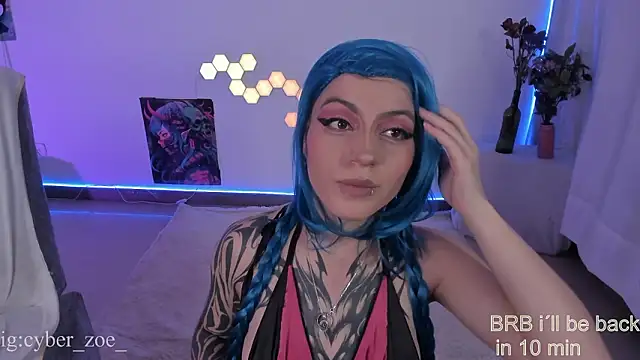 cyberzoe online show from February 26, 12:42 am