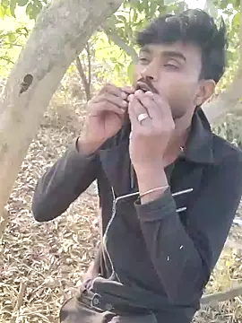 Snapshot of Jishm_ki_bhookh chatting on January 19, 11:01 am Jishm ki bhookh online show from January 19, 11:01 am