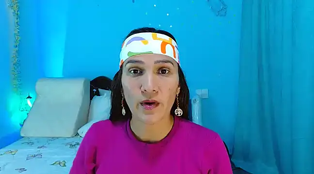 Snapshot of venus_swet_ chatting on February 8, 12:38 am venus swet  online show from February 8, 12:38 am