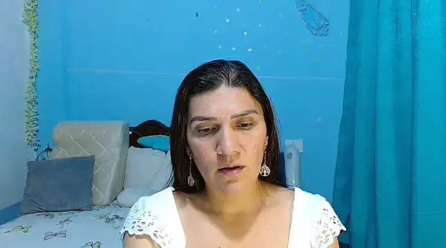 Snapshot of venus_swet_ chatting on February 9, 2:28 am venus swet  online show from February 9, 2:28 am
