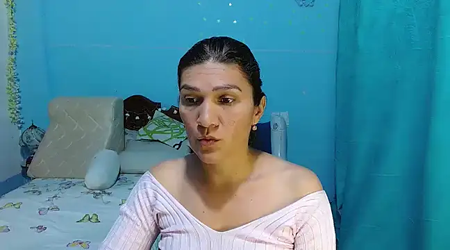 Snapshot of venus_swet_ chatting on February 13, 9:49 pm venus swet  online show from February 13, 9:49 pm
