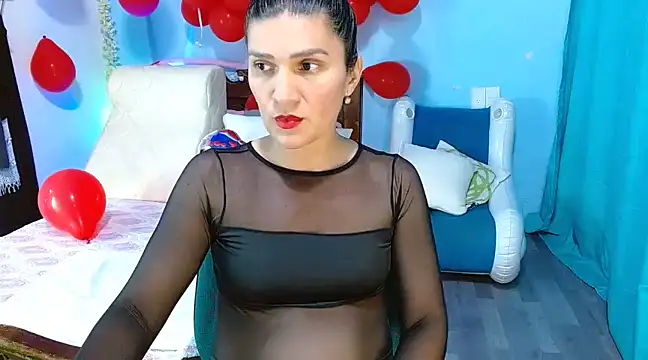 Snapshot of venus_swet_ chatting on February 20, 1:36 am venus swet  online show from February 20, 1:36 am
