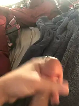 Snapshot of darksmoke011 chatting on March 21, 10:06 pm darksmoke011 online show from March 21, 10:06 pm