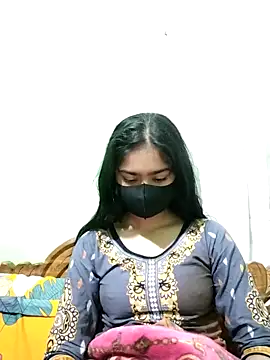 Arisha- online show from December 25, 4:22 pm